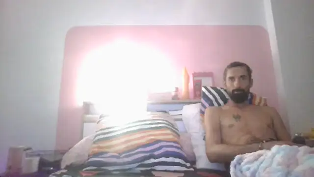 Snapshot of CAM170919 chatting on October 22, 2025, 9:58 pm CAM170919 online show from October 22, 2025, 9:58 pm