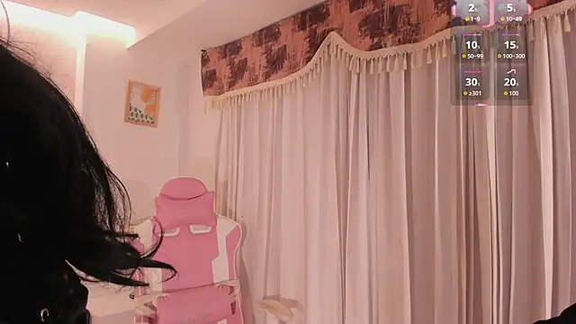 Snapshot of mia_yeager chatting on November 6, 2025, 3:40 am mia yeager online show from November 6, 2025, 3:40 am