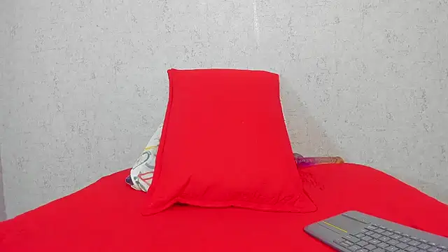 Snapshot of scarlett646 chatting on October 17, 2025, 3:10 am scarlett646 online show from October 17, 2025, 3:10 am