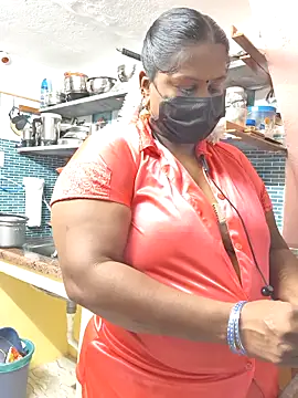 bakyasree143 online show from October 7, 2025, 2:42 am