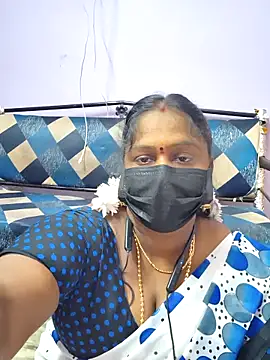 bakyasree143 online show from October 21, 2025, 12:39 pm