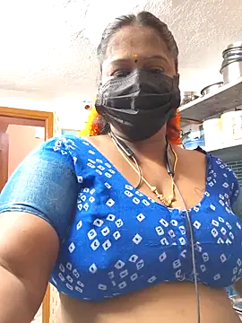 bakyasree143 online show from December 22, 2025, 8:50 pm