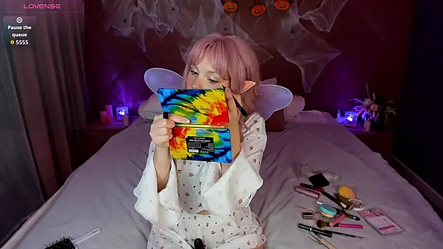 Snapshot of Hina_Smith chatting on October 31, 2025, 11:33 am Hina Smith online show from October 31, 2025, 11:33 am