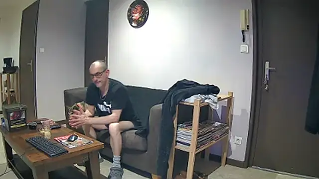 Snapshot of fabDu59 chatting on January 12, 2026, 3:50 pm fabDu59 online show from January 12, 2026, 3:50 pm