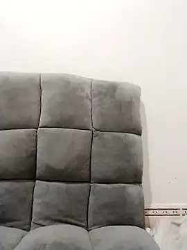 Snapshot of Minky69 chatting on January 9, 2026, 4:26 am Minky69 online show from January 9, 2026, 4:26 am