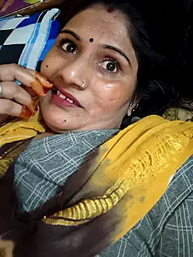 Snapshot of Rakhi99x chatting on October 12, 2025, 9:08 am Rakhi99x online show from October 12, 2025, 9:08 am