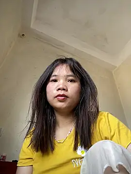 Snapshot of Ngoc-bbi chatting on February 21, 2026, 1:28 am Ngoc-bbi online show from February 21, 2026, 1:28 am