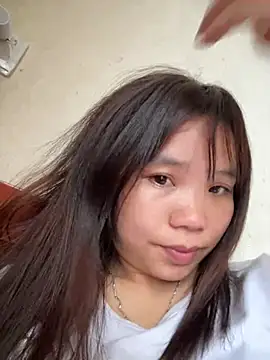 Snapshot of Ngoc-bbi chatting on February 28, 2026, 9:54 am Ngoc-bbi online show from February 28, 2026, 9:54 am