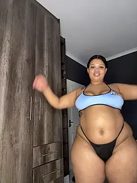 Snapshot of Ebony_Warlock_ chatting on February 12, 2026, 11:27 am Ebony Warlock online show from February 12, 2026, 11:27 am