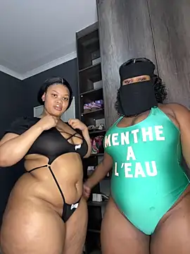 Snapshot of Ebony_Warlock_ chatting on February 17, 2026, 8:26 pm Ebony Warlock online show from February 17, 2026, 8:26 pm