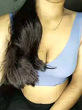 Snapshot of Savita2310 chatting on November 18, 2025, 6:12 pm Savita2310 online show from November 18, 2025, 6:12 pm