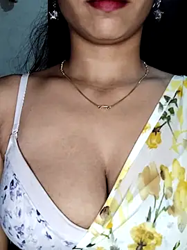 Snapshot of Savita2310 chatting on November 27, 2025, 6:10 pm Savita2310 online show from November 27, 2025, 6:10 pm