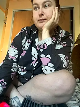 DazzzlingDame online show from October 18, 2025, 11:33 am