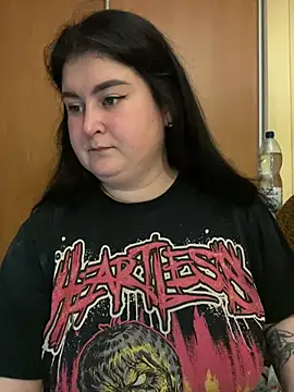 DazzzlingDame online show from May 26, 2026, 6:04 pm