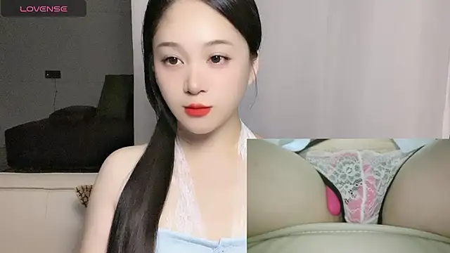 woaiqinqin online show from September 18, 2025, 3:36 pm