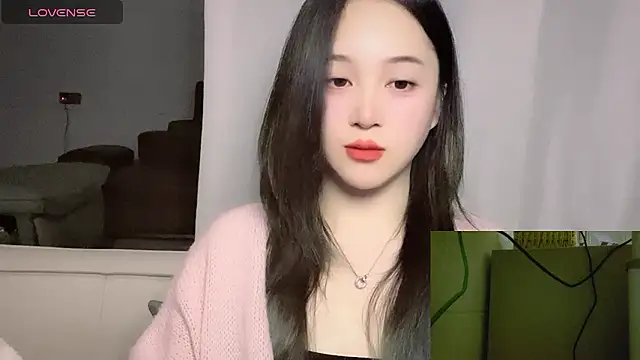 woaiqinqin online show from February 18, 2026, 3:19 pm