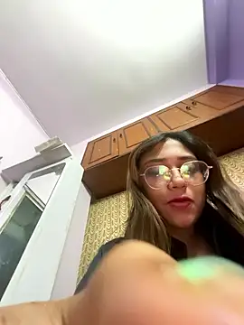 Snapshot of angelofyourworld chatting on January 15, 2026, 11:41 pm angelofyourworld online show from January 15, 2026, 11:41 pm