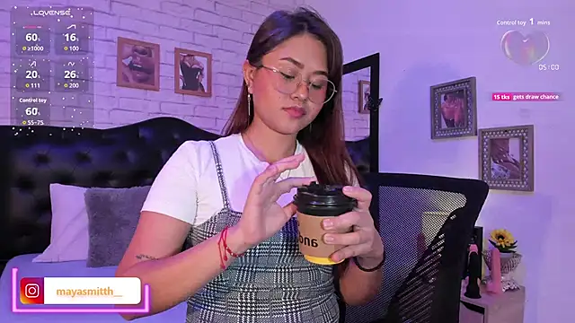 MAYASMITH   online show from September 10, 2025, 2:11 am