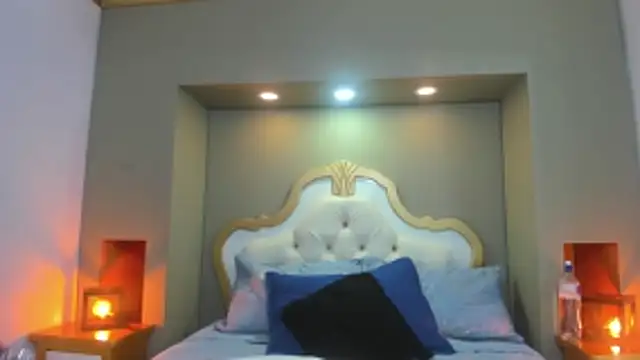 AteneaGreyy online show from October 31, 2025, 12:17 pm