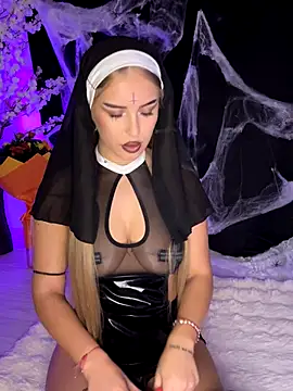 Snapshot of AubrieleRouj1 chatting on October 31, 2025, 4:52 pm AubrieleRouj1 online show from October 31, 2025, 4:52 pm