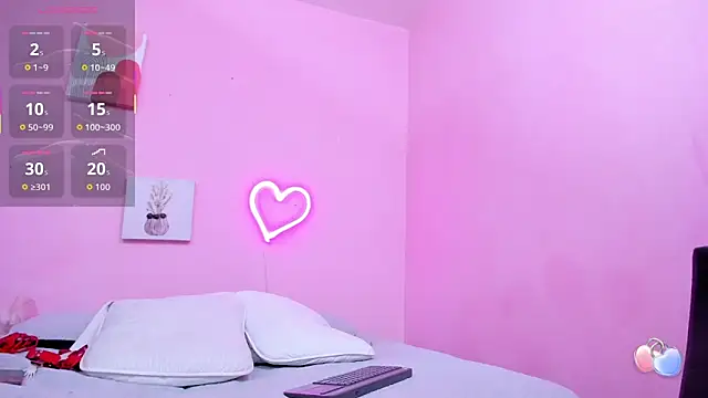 Georgina Ferri  online show from September 17, 2025, 5:14 pm