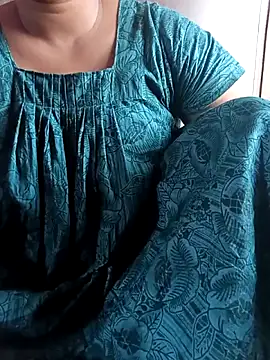 Snapshot of Aaradhya_Sharma chatting on October 11, 2025, 10:58 am Aaradhya Sharma online show from October 11, 2025, 10:58 am