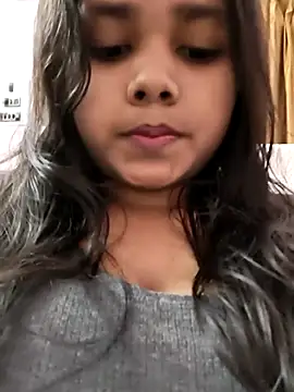 Snapshot of Aaradhya_Sharma chatting on February 7, 2026, 6:11 pm Aaradhya Sharma online show from February 7, 2026, 6:11 pm