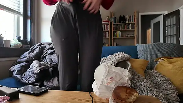 knottybunny online show from October 23, 2025, 1:32 pm