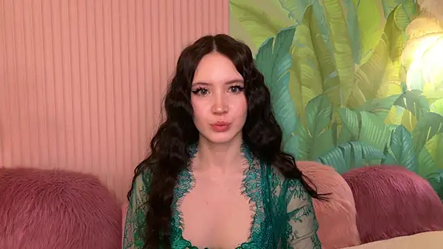 Snapshot of GraceMartinos chatting on February 22, 2026, 9:24 pm GraceMartinos online show from February 22, 2026, 9:24 pm