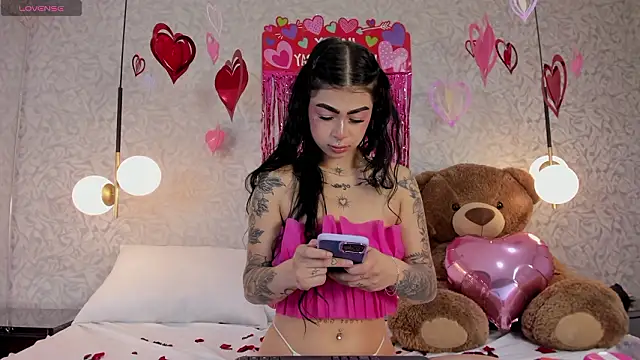 Snapshot of skailyn_angels chatting on February 15, 2026, 1:57 am skailyn angels online show from February 15, 2026, 1:57 am