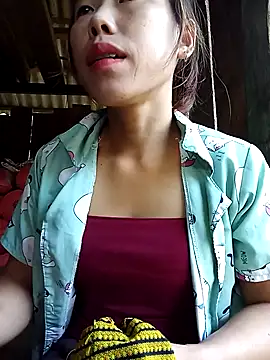 Ngocmi909 online show from October 18, 2025, 12:02 am