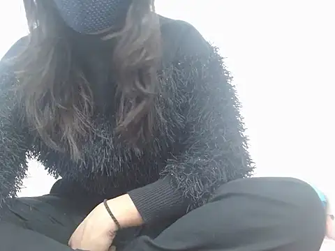 Snapshot of Vaani_Singha chatting on December 4, 2025, 11:08 am Vaani Singha online show from December 4, 2025, 11:08 am