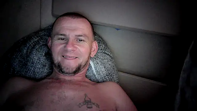 Snapshot of RoadDaddyXL chatting on September 12, 2025, 10:43 pm RoadDaddyXL online show from September 12, 2025, 10:43 pm