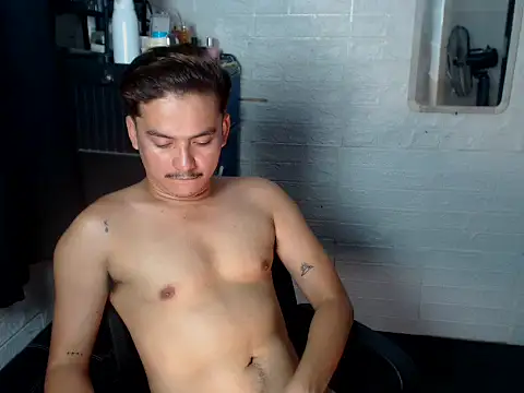 Snapshot of Tempting_jon chatting on April 21, 2026, 4:52 am Tempting jon online show from April 21, 2026, 4:52 am