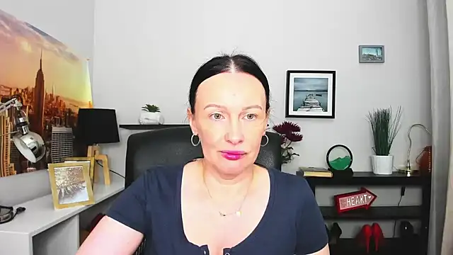 Snapshot of Velvet_Jasmine chatting on September 23, 2025, 5:21 am Velvet Jasmine online show from September 23, 2025, 5:21 am