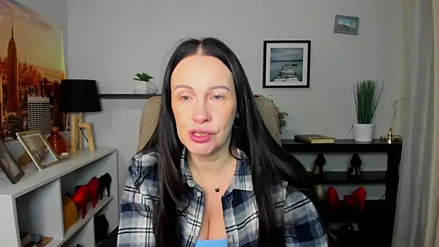 Snapshot of Velvet_Jasmine chatting on December 18, 2025, 6:30 am Velvet Jasmine online show from December 18, 2025, 6:30 am