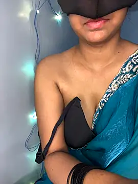 Hott Nikita online show from September 13, 2025, 8:03 am