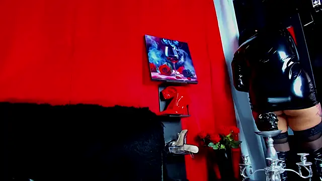 Snapshot of ArtemisaStone chatting on October 14, 2025, 10:32 pm ArtemisaStone online show from October 14, 2025, 10:32 pm