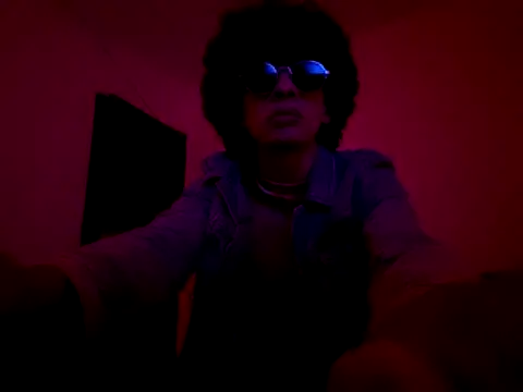 charlbye online show from October 25, 2025, 7:05 am