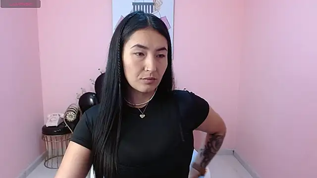 Snapshot of Isabella_Mendez_ chatting on October 6, 2025, 1:19 pm Isabella Mendez  online show from October 6, 2025, 1:19 pm