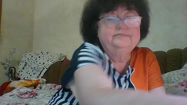 MilaSky5303 online show from December 18, 2025, 12:00 pm