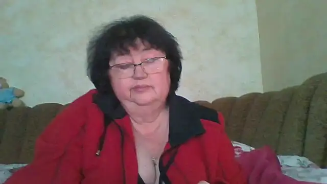 Snapshot of MilaSky5303 chatting on February 8, 2026, 9:45 am MilaSky5303 online show from February 8, 2026, 9:45 am