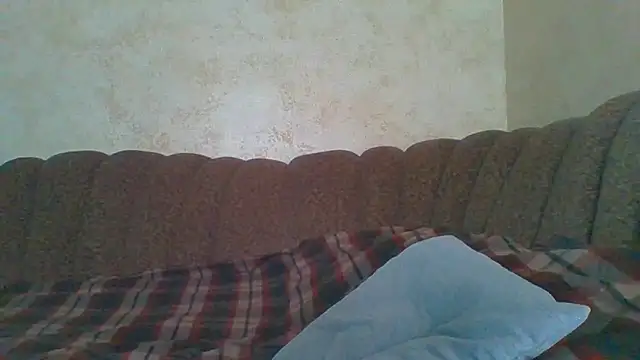 Snapshot of MilaSky5303 chatting on February 14, 2026, 12:13 pm MilaSky5303 online show from February 14, 2026, 12:13 pm