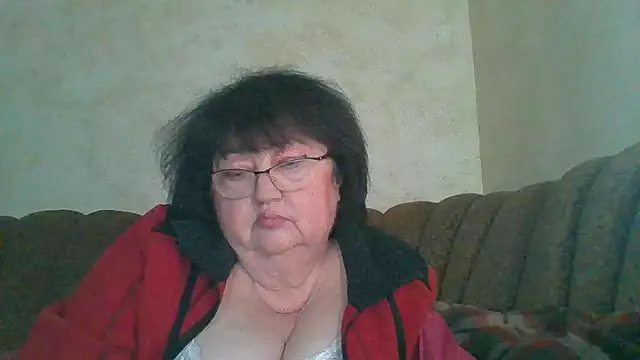 Snapshot of MilaSky5303 chatting on February 20, 2026, 1:11 pm MilaSky5303 online show from February 20, 2026, 1:11 pm