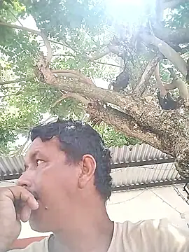 colombiano198720 online show from October 11, 2025, 5:55 pm