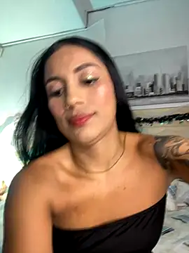 GabiHills online show from October 30, 2025, 7:03 pm