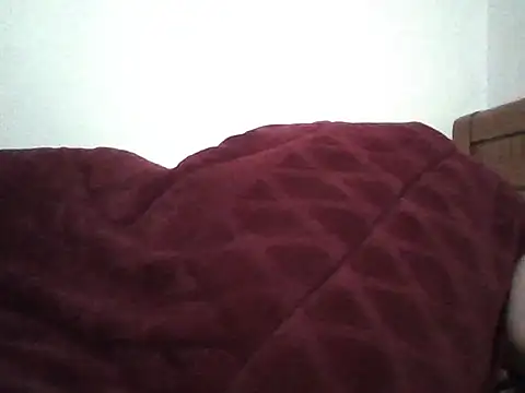 Snapshot of Mainay0033 chatting on October 2, 2025, 4:47 pm Mainay0033 online show from October 2, 2025, 4:47 pm