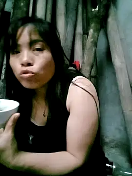 Maymay0033 online show from November 5, 2025, 11:27 pm