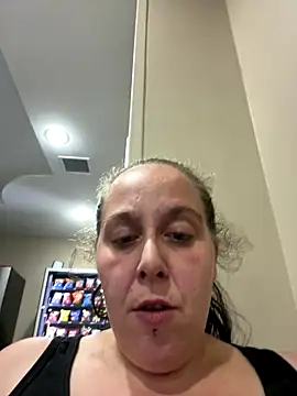 Snapshot of exotictastingexotic chatting on September 9, 2025, 1:32 pm exotictastingexotic online show from September 9, 2025, 1:32 pm