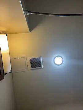 Snapshot of exotictastingexotic chatting on October 29, 2025, 5:31 am exotictastingexotic online show from October 29, 2025, 5:31 am